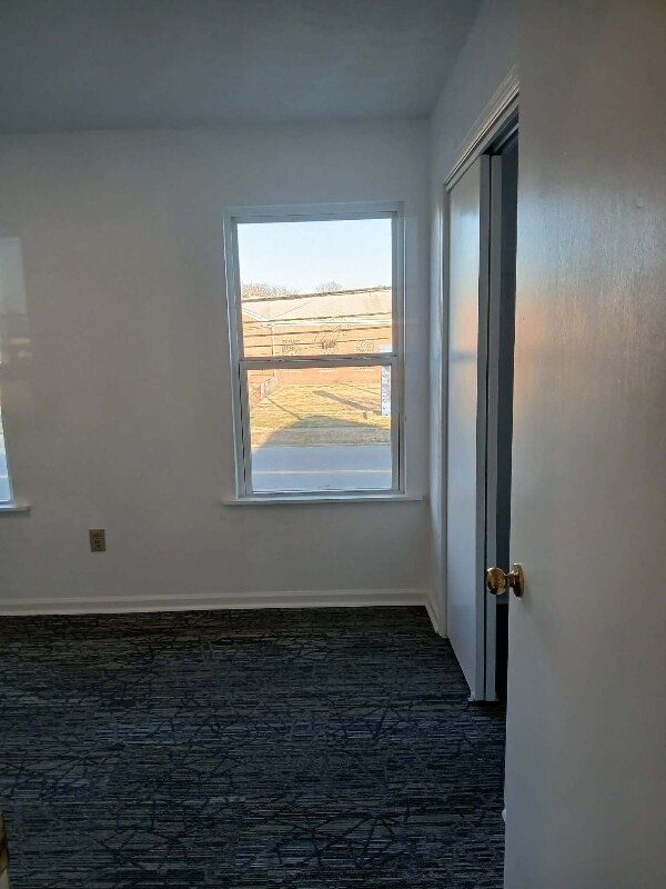 Building Photo - 2403 Roanoke Ave