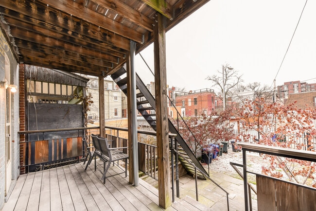 Building Photo - 3116 13th St NW