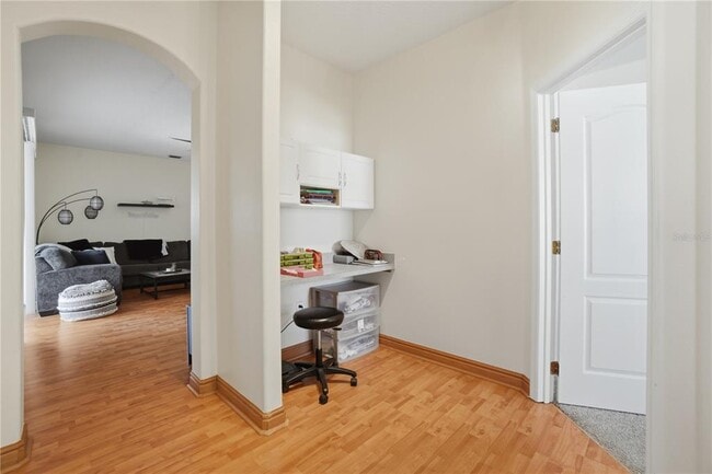 Building Photo - 5810 Hummingbird Ct