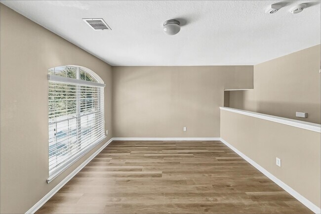Building Photo - 1711 Mickle Creek Dr