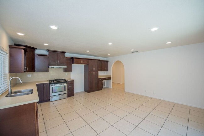 Building Photo - YORBA LINDA SCHOOL DISTRICT- 4 Bedroom 3 Bath - Single Story Home