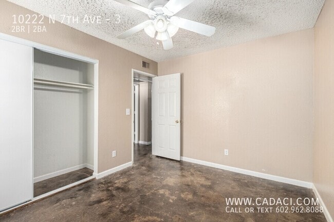Building Photo - 10222 N 7th Ave