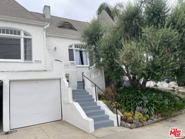 Primary Photo - 642 1/2 Maltman Ave
