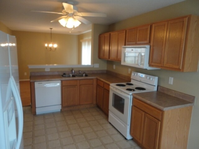 Building Photo - 4609 Twin Spires Dr