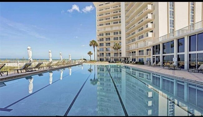 Building Photo - 2295 Gulf of Mexico Dr