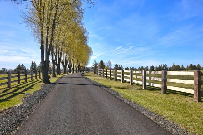 Building Photo - One of a kind, Magnificent Ranch Estate Pr...