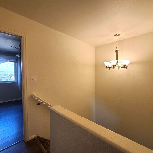 Building Photo - 6316 Riverdale Dr