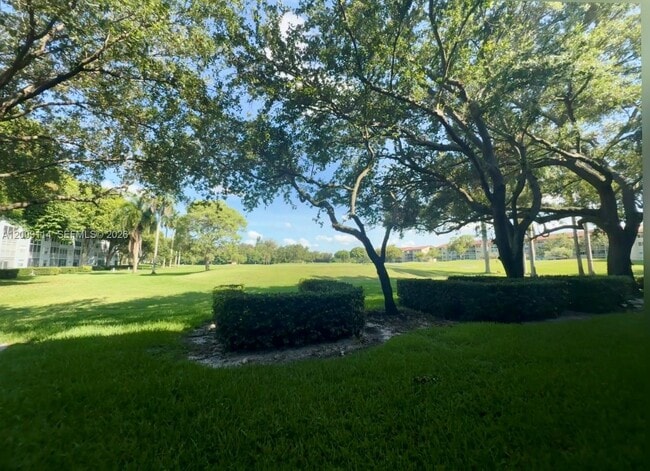 Building Photo - 12800 SW 7th Ct