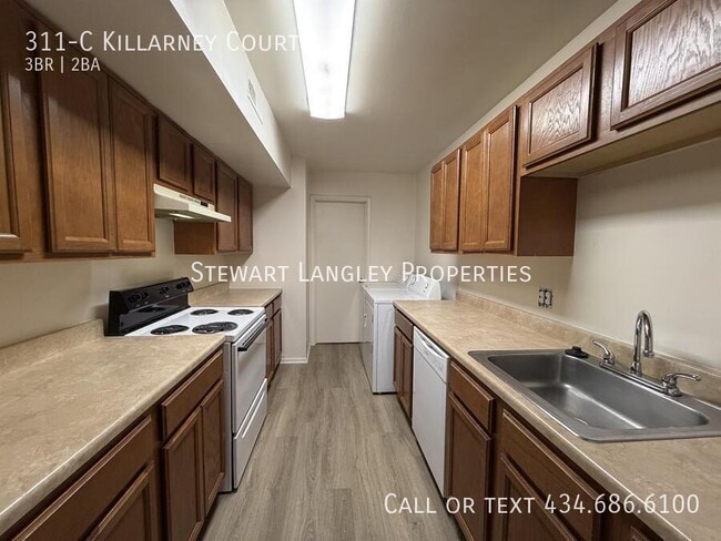 Building Photo - 311 Killarney Ct