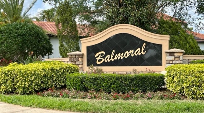 Building Photo - EAGLE CREEK LAKE NONA! WELCOME HOME! Beautiful water views! Spacious 2 story-3 bedroom 2.5 bath h...