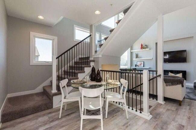 Building Photo - 1417 Mocking Bird Ln