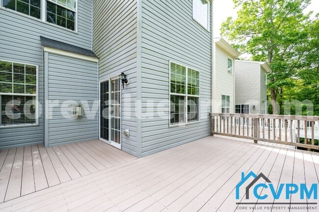 Building Photo - 806 Emory Ct