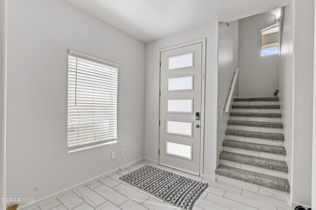 Building Photo - 13420 Highworth Dr
