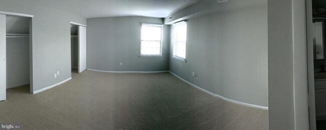 Building Photo - 406B Willow Turn