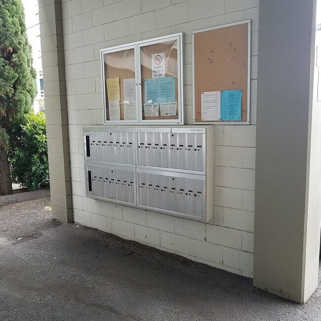 Building Photo - Available on 10/01/25, 660 sq ft, 2 Bedroo...