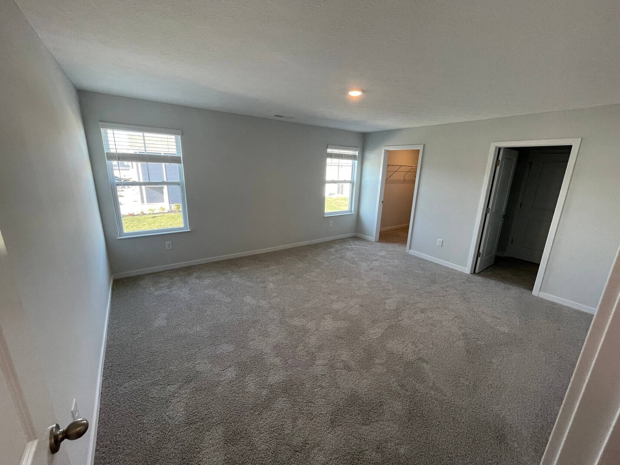 Building Photo - 6375 Marinelli Dr N