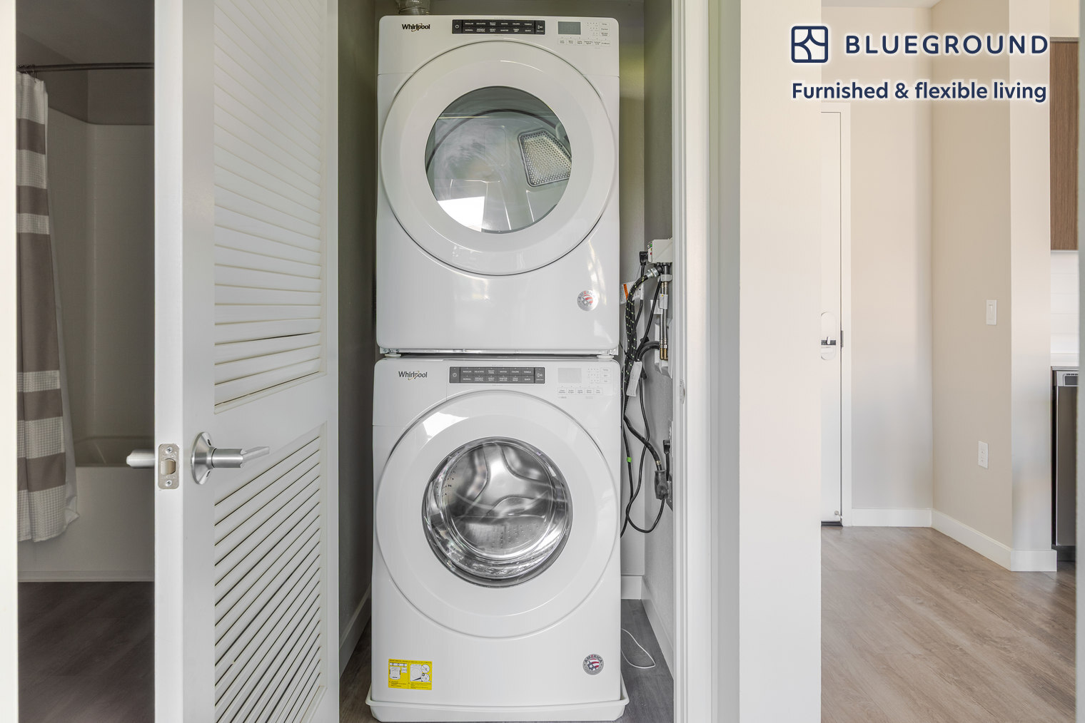 Building Photo - 3560 Rambla Pl