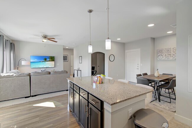 Building Photo - 25500 Westheimer Pkwy