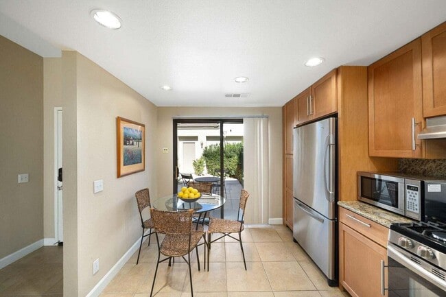 Building Photo - 54623 Shoal Creek