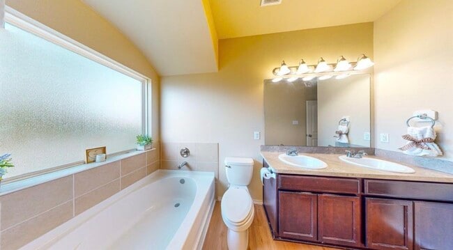 Building Photo - 2602 Arica Ln