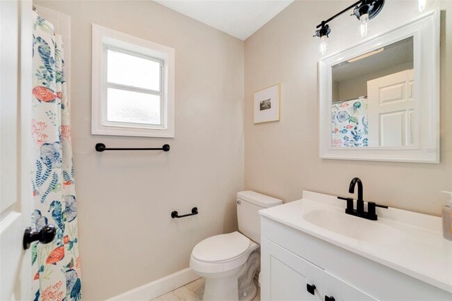 Building Photo - 40140 Palm St