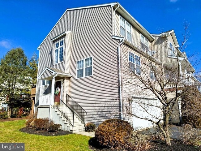Primary Photo - 155 Woodside Ct