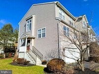 Building Photo - 155 Woodside Ct