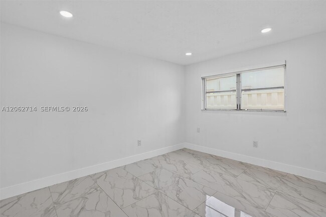 Building Photo - 9531 NW 20th Pl