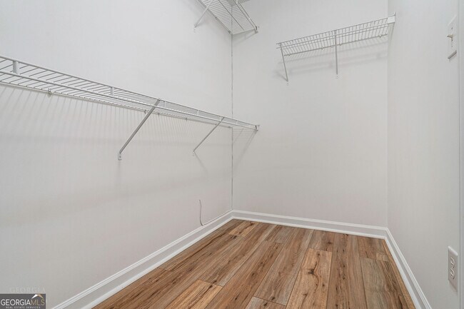 Building Photo - 6126 Allpoint Way