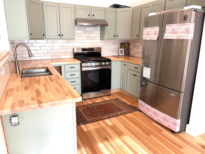 Building Photo - 8930 Northwood Park Cir