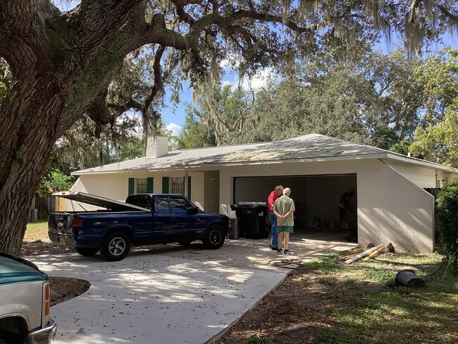 Building Photo - Cul de sac home near UCF