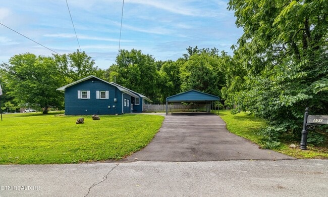 Building Photo - 201 Farlow Dr
