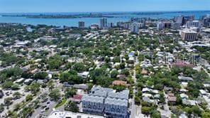 Building Photo - 512 Laurel Pk Dr