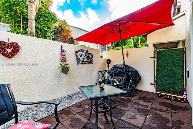 Building Photo - 15804 SW 91st Ct