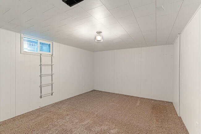 Building Photo - 2625 Gunnison St