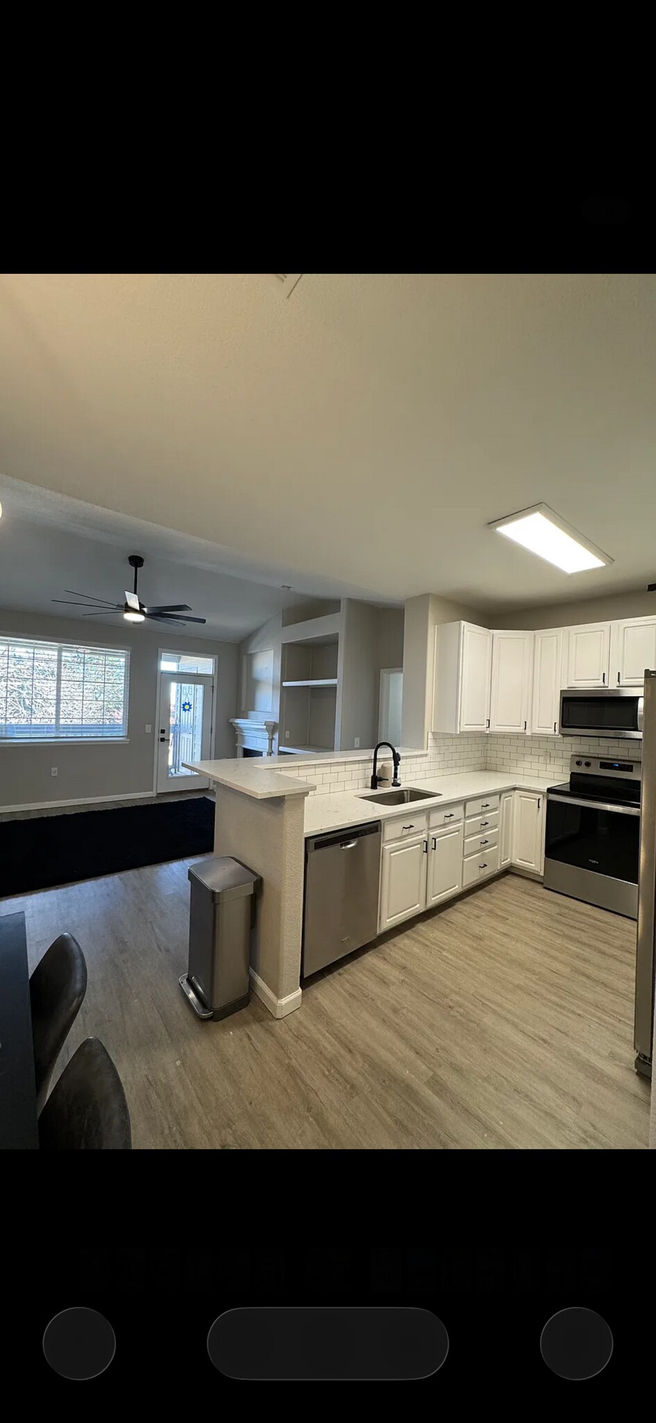 Building Photo - 10351 W Girton Dr