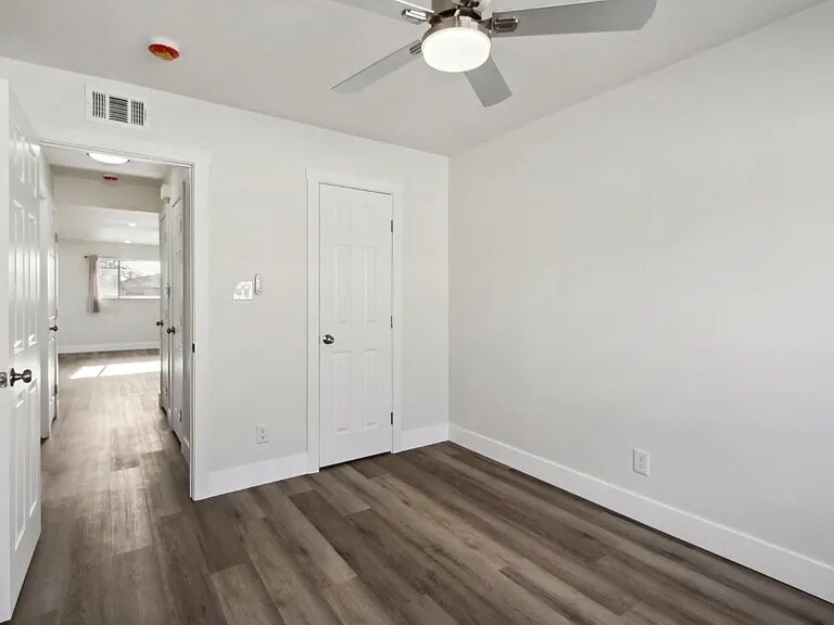 Building Photo - 287 Sharp Cir