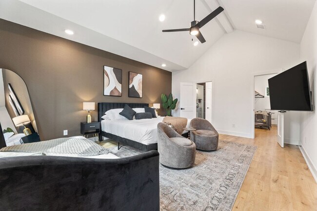 Building Photo - 5504 Texas St