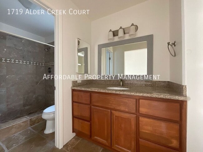 Building Photo - 1719 Alder Creek Ct