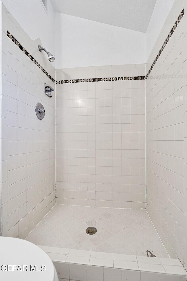 Building Photo - 6032 Belladonna Cir