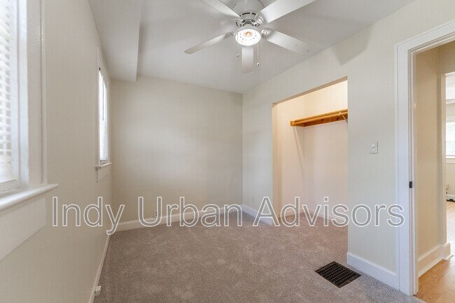 Building Photo - 2112 N Spencer Ave