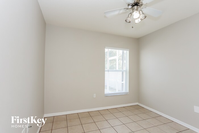 Building Photo - 4501 Compass Oaks Dr