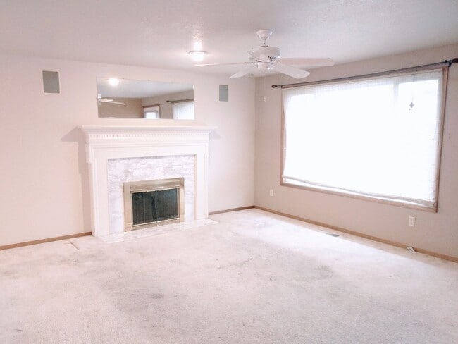Building Photo - 20778 SW Longacre St
