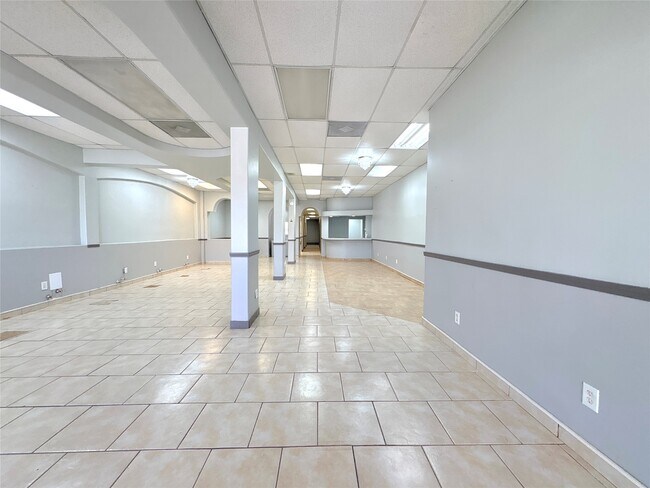 Building Photo - 2036 Avenue F