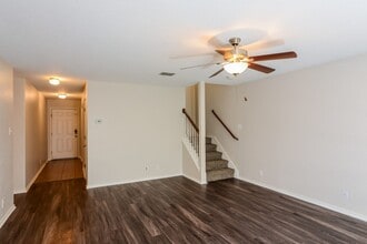 Building Photo - 559 Red Quill Nest