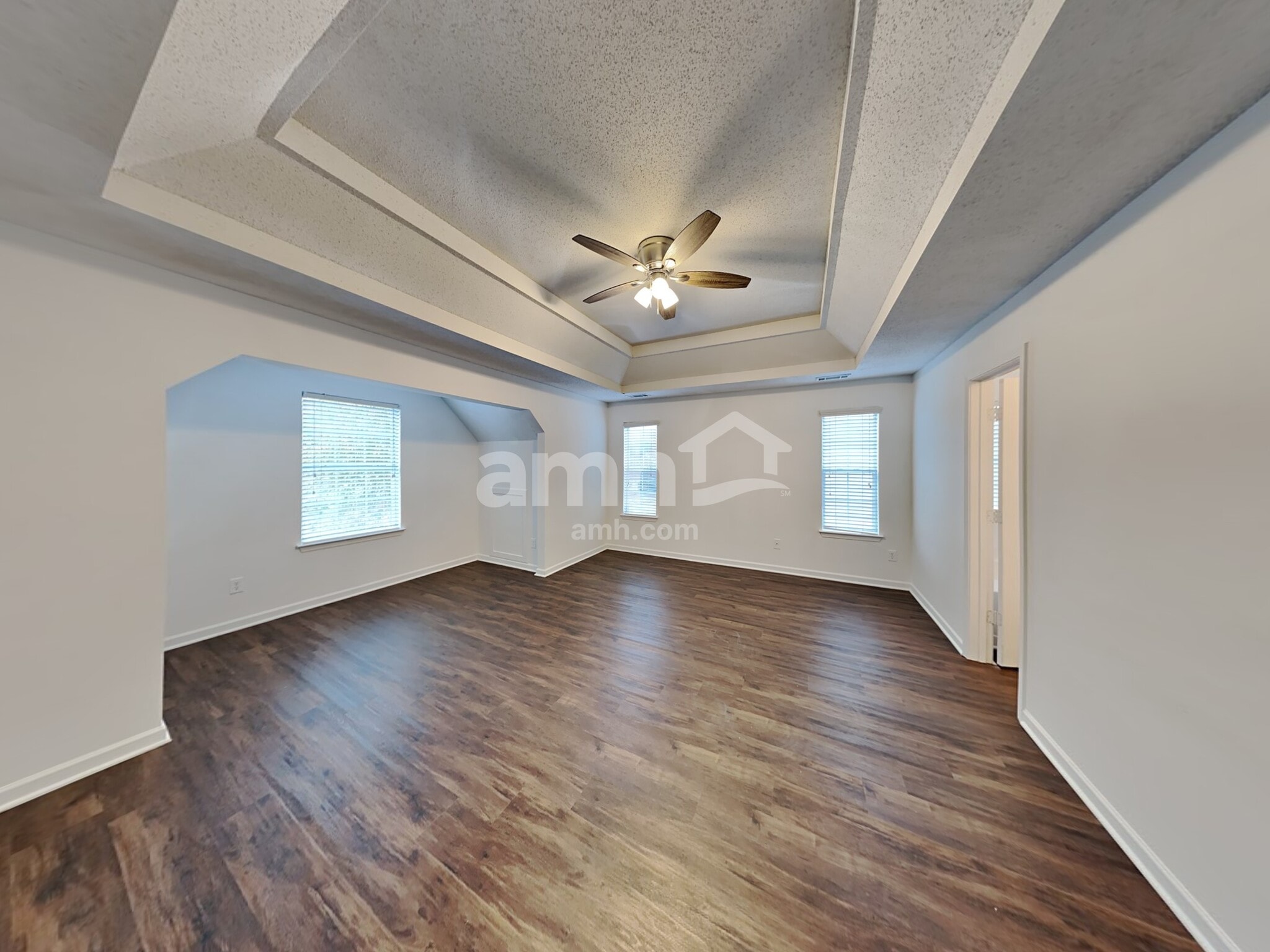 Building Photo - 1864 Tulip Petal Rd