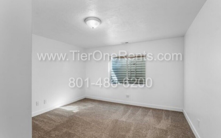 Building Photo - **HALF OFF First Months Rent**