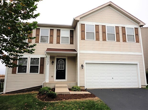 Primary Photo - 1757 Ivy Ln