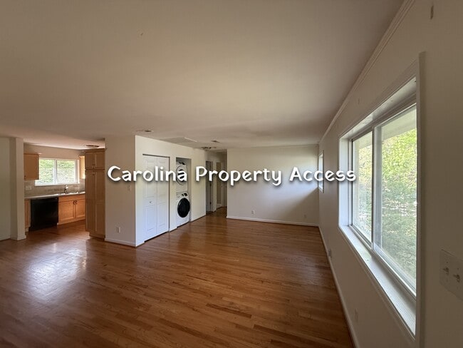 Building Photo - 103 Sue Ann Ct