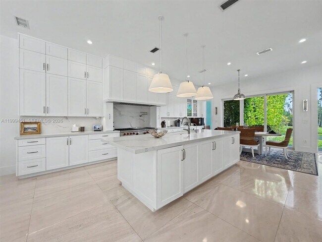 Building Photo - 13689 Deering Bay Dr